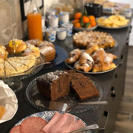 ساليرنو Holiday Guesthouse المظهر الخارجي الصورة