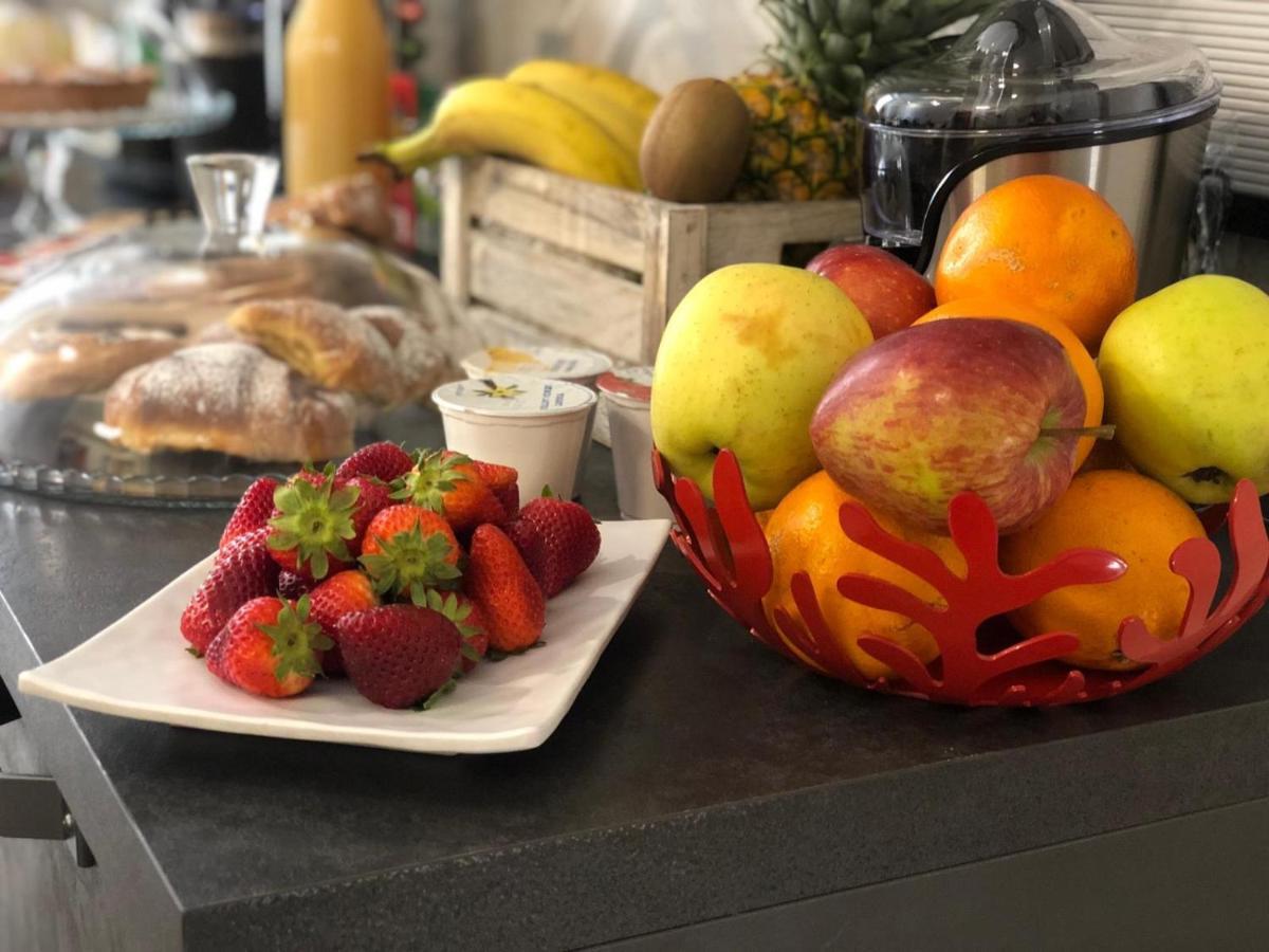 ساليرنو Holiday Guesthouse المظهر الخارجي الصورة