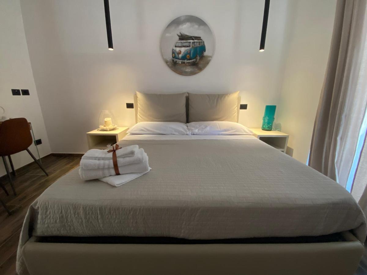 ساليرنو Holiday Guesthouse الغرفة الصورة